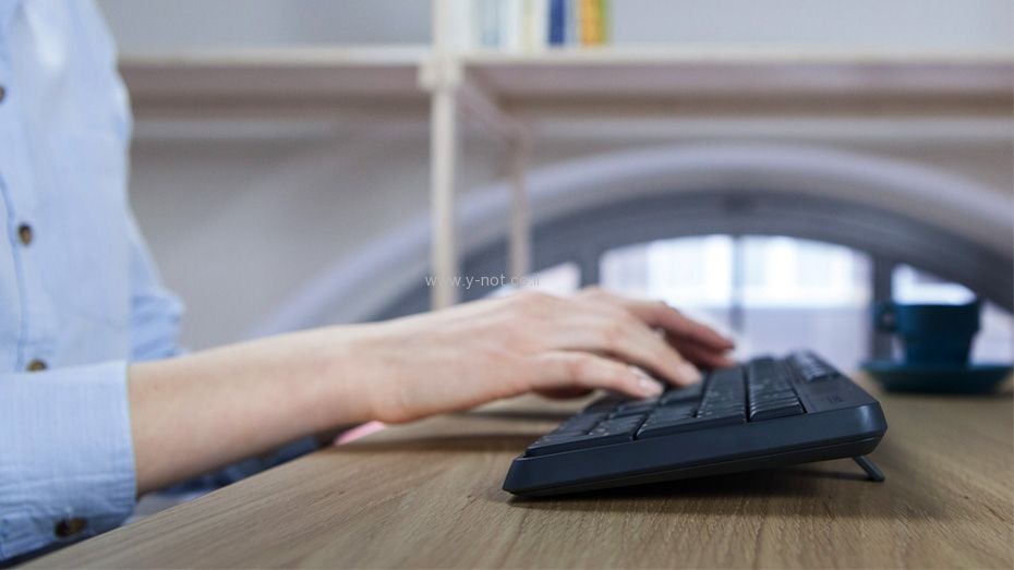 Alternative view of מקלדת Bluetooth אלחוטית ומעמד Logitech Multi-Device K375s