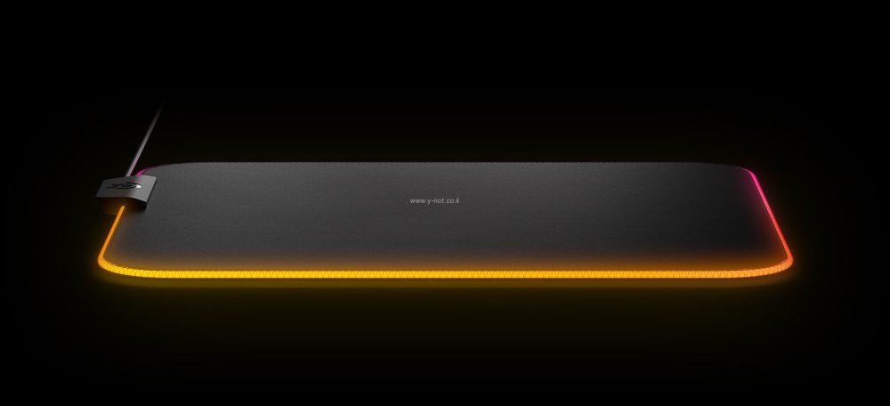 משטח איכותי מואר לעכבר SteelSeries QCK Prism Cloth XL