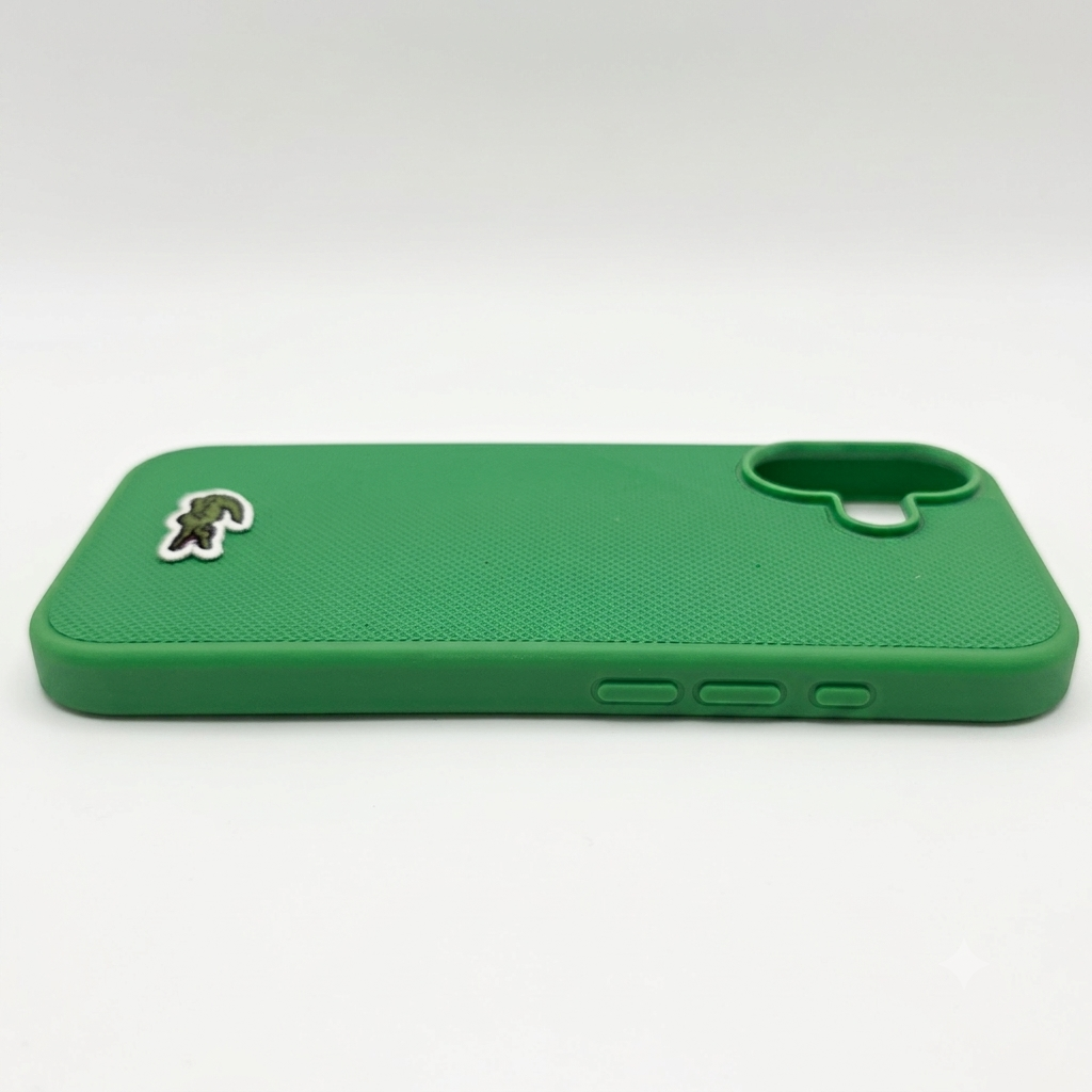 חבילת פרימיום לאייפון 17: כיסוי LACOSTE MagSafe ירוק + כבל C to C איכותי לטעינה מהירה – תמונה 3