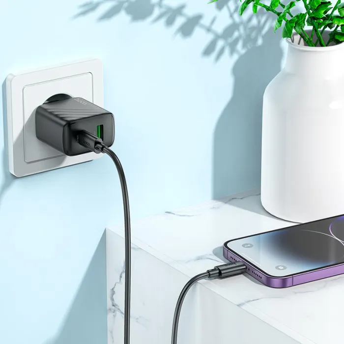 מטען קיר מהיר Hoco CS23A PD 30W – עוצמה וקומפקטיות בחיבור USB-C – תמונה 3